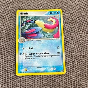 Milotic 2005 blue holographic Pokémon card